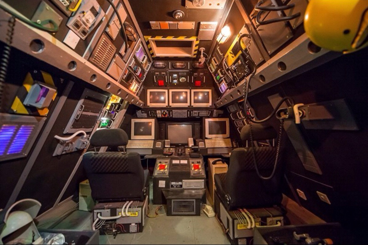 Spaceship Retro Game Room